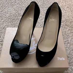 Christian Louboutin Palais Royale Suede 37.5